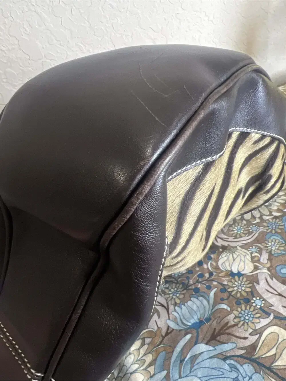 PUNTOTRES MADE IN Spain ANIMAL HAIR Leather SHOULDER BAG PURSE Fall Trend